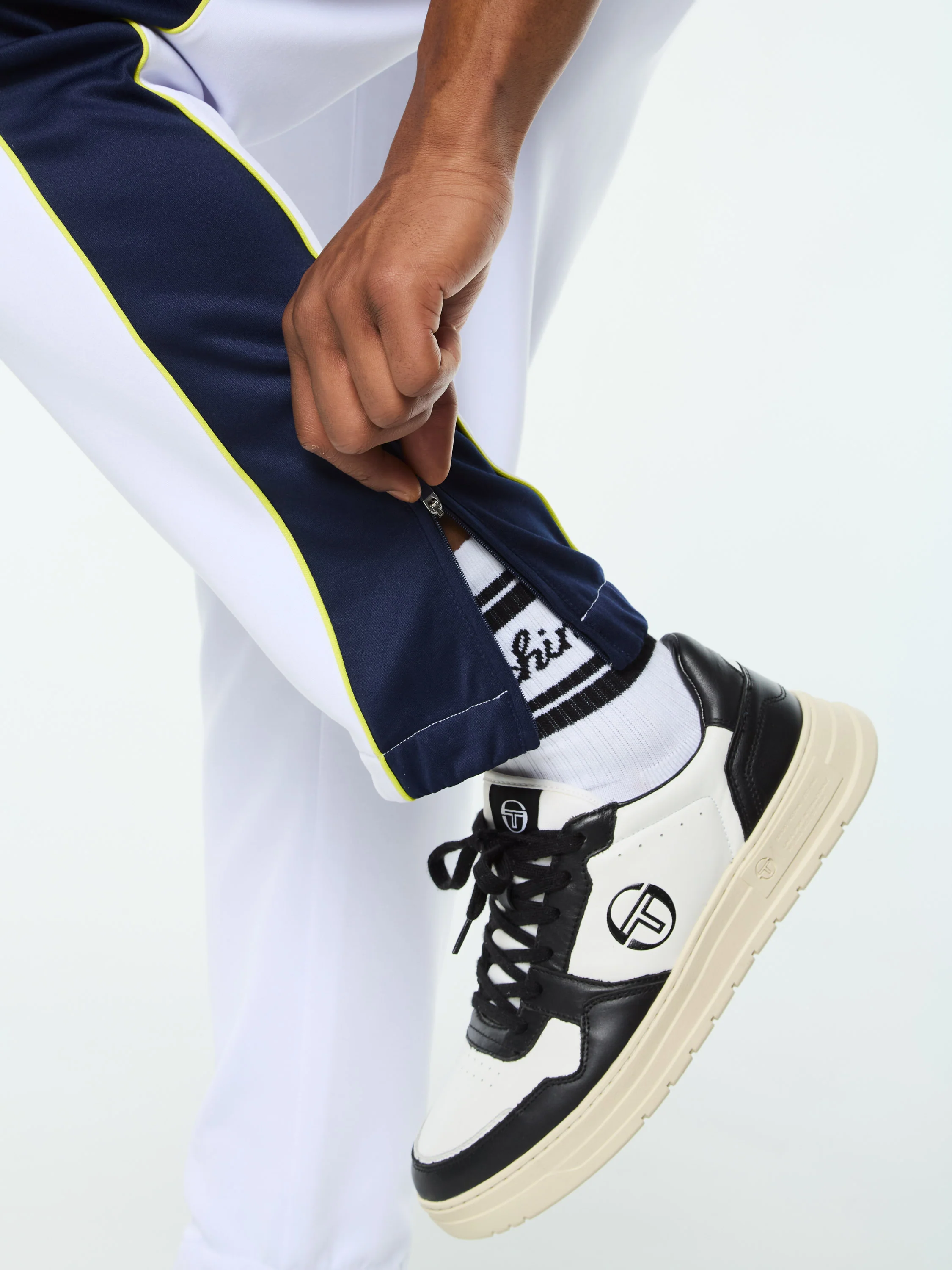 Corsa Track Pant- Brilliant White - Image 8