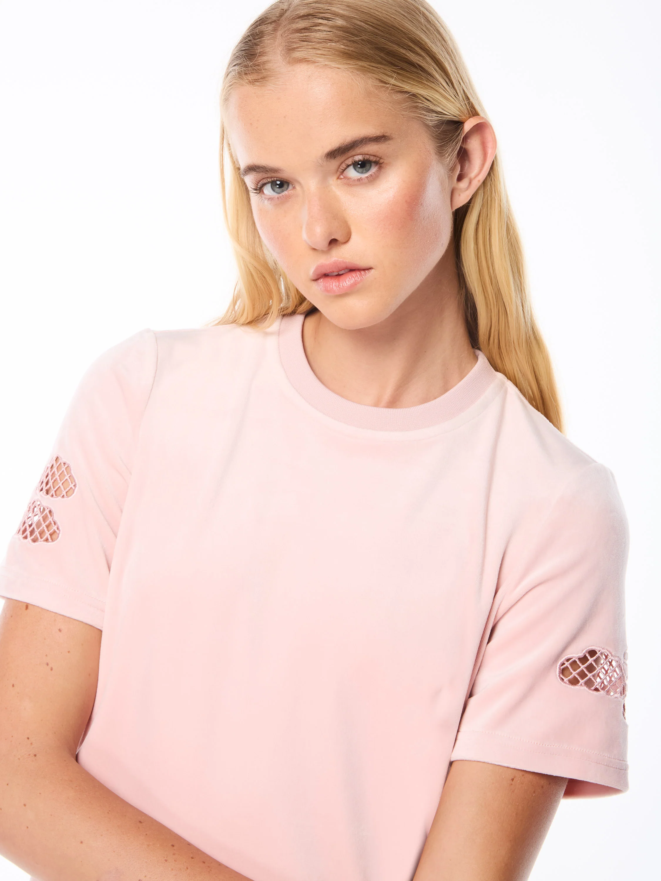 Nuvola Velour Cropped T-Shirt-Barely There - Image 4